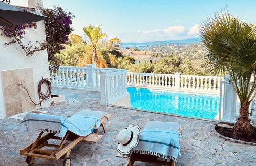 Villa moderne 6 CH pour 12 avec piscine privée, clim et parking aux Issambres - FR-1-768-24 - Foto 6