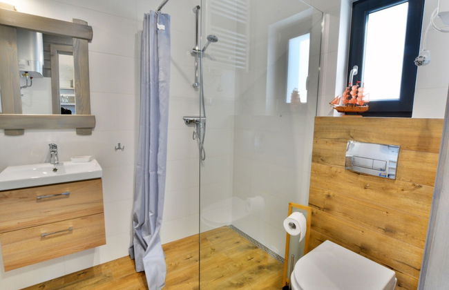 Cottage in Sianozety Near the Beach - Photo 9