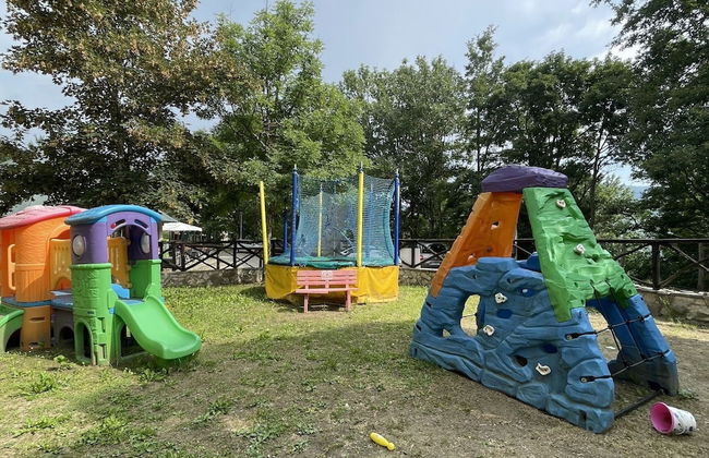 Pleasant Mobile Home in Toscana With Shared Pool - Photo 18