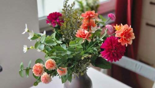 Quiet & Modern Studio near Tram & River Lech - Foto 5