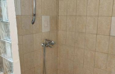 Open view 1 - Photo 28