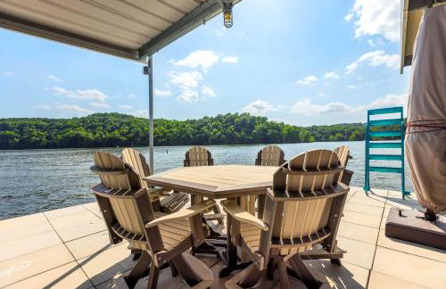 Lakeside Oasis - Room for 12 - Foto 5