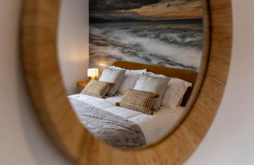 Luxury 4 bed beachside home with coastal views - Foto 26