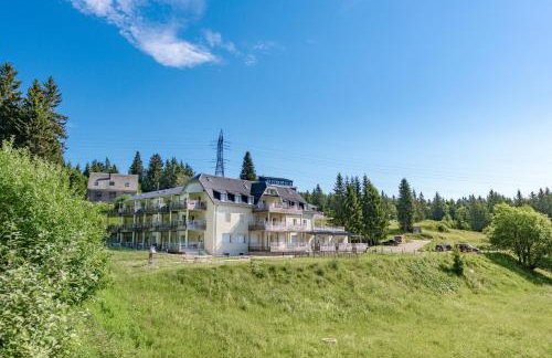 Cocon d'Altitude avec Terrasse, Calme & Parking Privé - Foto 47