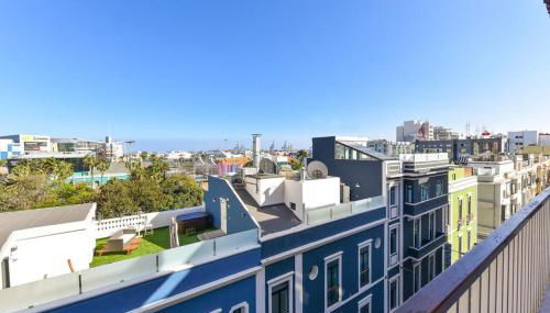 Wake up in Las Palmas - Photo 2