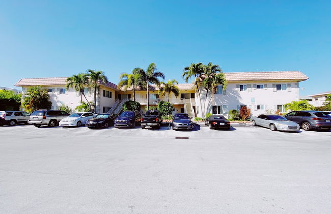 Coco Palms Apartments By Lowkl - Foto 29