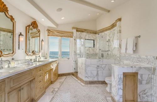 Luxury, renovated, oceanfront home with incredible deck & views - dogs welcome - Foto 37