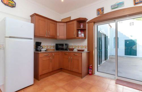 Casa Rainha Near Carvoeiro pool BBQ - Foto 9