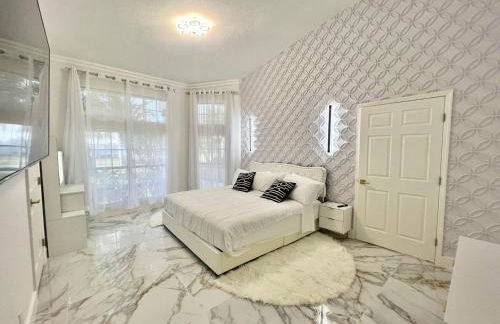 Stunning House with Beautiful Lake View - Foto 60