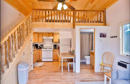 King Salmon Suite, Cabin 4 at Lower Kenai Lodge - Foto 4