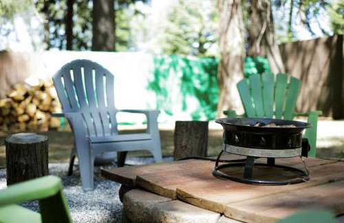 Home in the Pines - Apple Hill - Dog Friendly - Snow Nearby - Foto 10