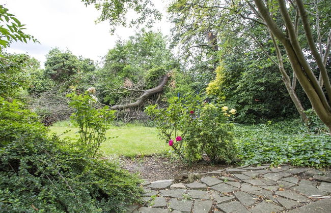 4-bed Flat in West London, Sleeps 8, 8 min to Tube - Foto 27