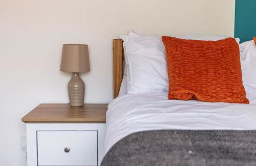 2 Bedroom House in Seaham - Driveway Parking - Photo 12