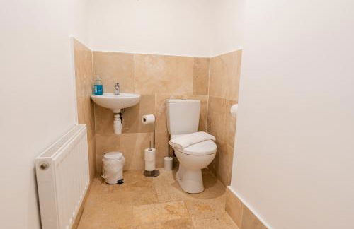Newly renovated 3 bed Tarvin home close to Chester -sleeps up to 11 - Foto 20