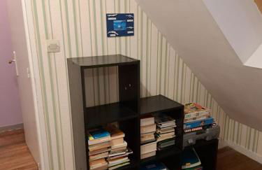 La Maison du Donjon - Gites de 8 personnes, parking privé avec jardin terrasse - Foto 45