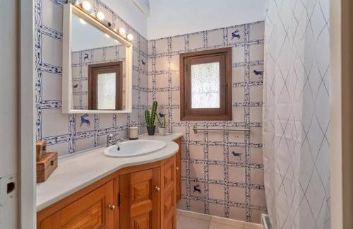 Casa Rural Boas, con vistas impresionantes, Barbacoa en Cómpeta by CostaDelSolEscapes - Foto 17