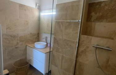 Facing the sea 2 steps from the beaches - Photo 21