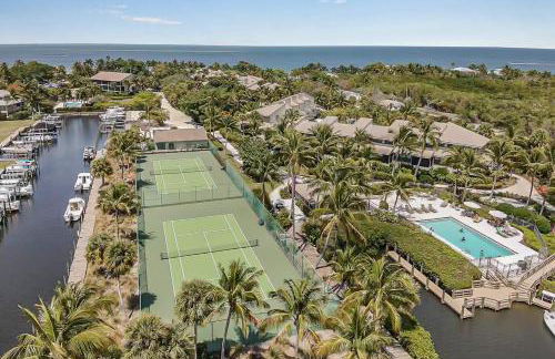 Mermaid Haven at Bocilla - Photo 42