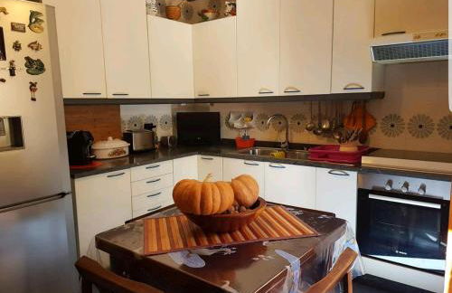 Villa del Golfo Urio with swimming pool shared by the two apartments it is essential to have a car - Foto 77