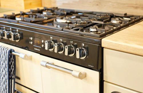 Waters Edge Lodge with Hot Tub - Foto 18