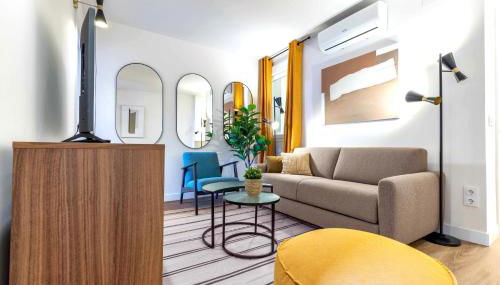 Puerta de America en Madrid - Foto 3