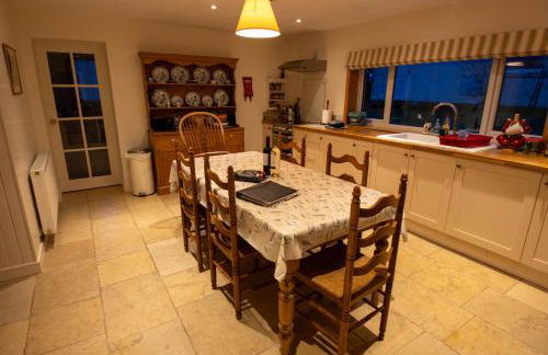 Pet Friendly 3BR Scenic Family Haven with Fibre WiFi - Foto 34