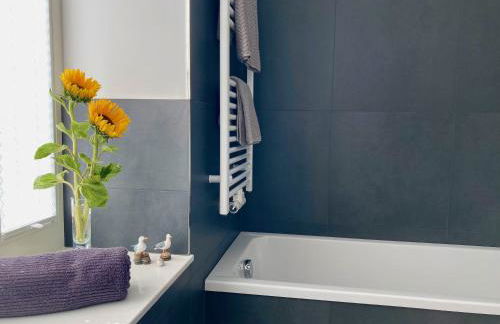 Ein Katzensprung zum Meer - 3 Zi, 2 Bäder, Balkon - Foto 11