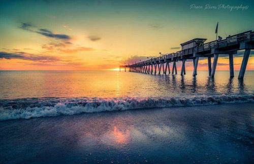 Spacious Upadated 2 King Beds Pets Welcome With Large Private and Fenced Yard Minutes to Beaches - Foto 42