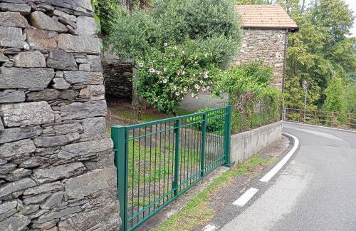 Low-mountain house with terrace and garden, near Lake Maggiore - Foto 32