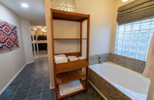 Mountain View Hide Away with Heated Pool - Foto 5