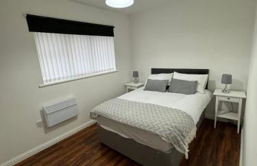 Apt sleeps 5-Netflix-parkg-near City Centre-Etihad-Coop live - Foto 12