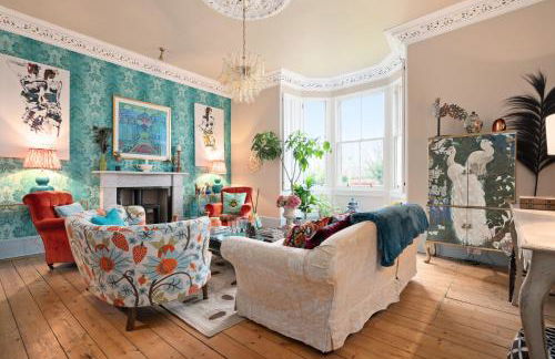 Eskbank Terrace Spacious House - Photo 12