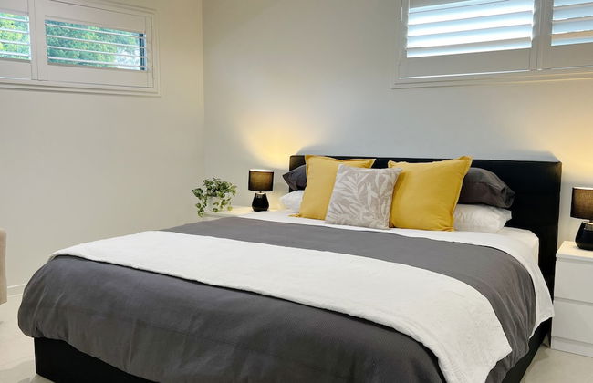 One on Harris Apartments - Photo 4