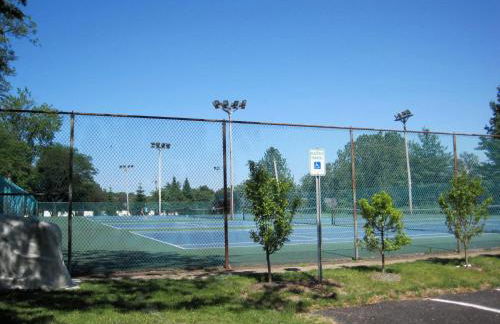 Spacious Frontier Park Apartment - Foto 25