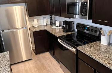 Stylish Home Perfect for Your Stay - Foto 2