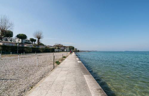 GuestHost - Flat 100m from Lake with Swimming Pool - Foto 27