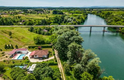 Beautiful Home In Banska Selnica - Foto 1