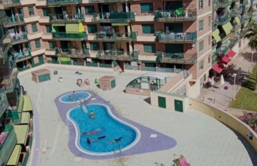 Apartamento con piscina - Photo 24