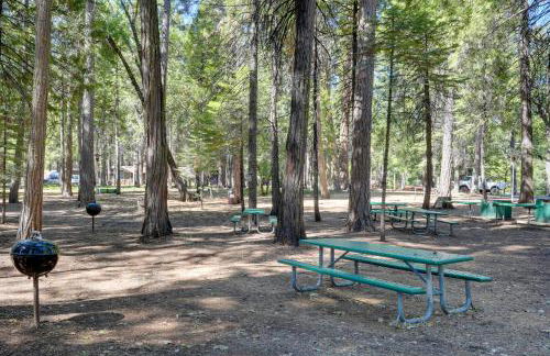 12 Mi to Apple Hill Family-Friendly Cabin Retreat - Foto 32