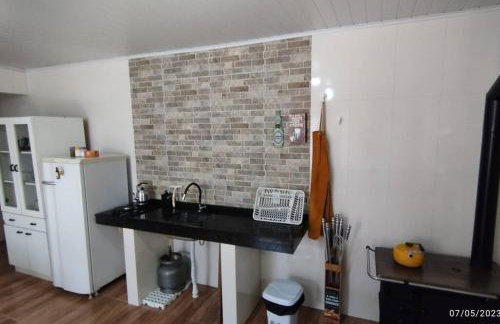 Edícula familiar - Ao lado BR277 - Foto 10