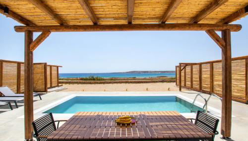 Cato Agro 3, Seafront Villa with Private Pool - Foto 1