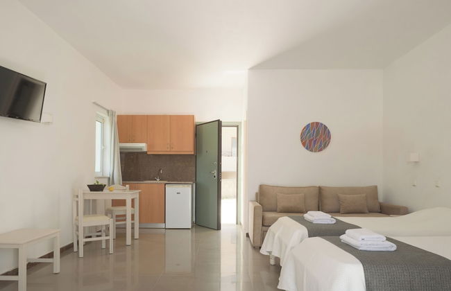 Reina Apartments - Foto 2