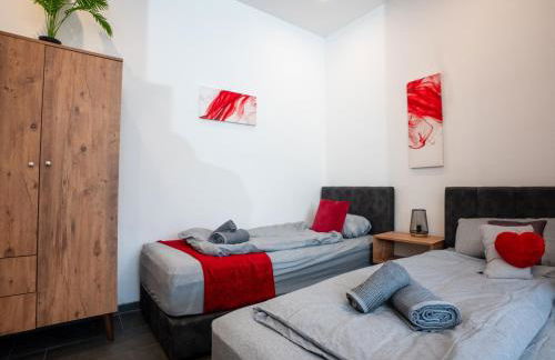 Serviceroom24 - Space in Recklinghausen Hoch WLAN - Smart-TV - 24-7 Check-in und Küche - Foto 5