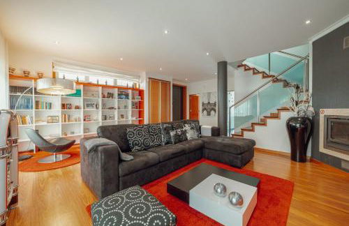 Pool & Cinema Villa by Vacationy - Foto 78