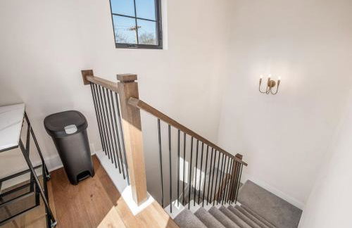 Rooftop Patio, Hot Tub and Games City Escape - Foto 32