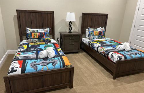 Luxury Mansion Pool Hot Tub Theater Outdoor Kitchen BBQ GM RM 2 Miles Disney - Foto 48