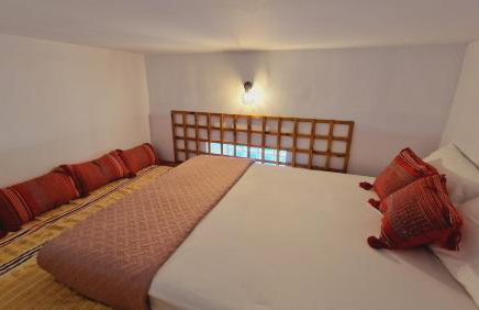 Seva Monolithos house - Photo 19