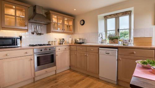 Ty Ucha'r Ffordd - Foto 4