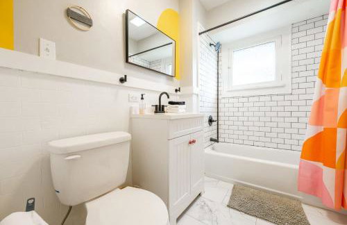 Quaint Indy Getaway in SoBro-Family Friendly - Foto 19