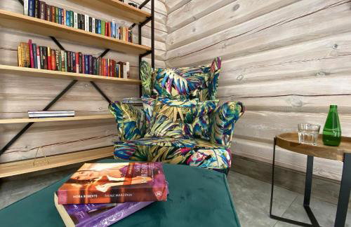 CHATA POD PRZEHYBĄ - Foto 14